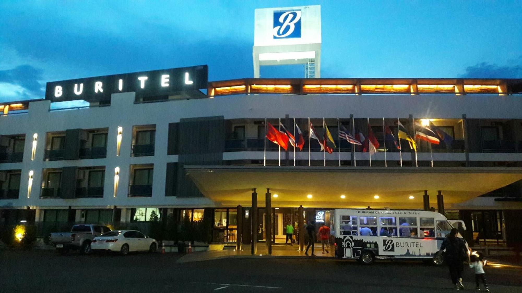 Buritel Hotel Бурирам Екстериор снимка