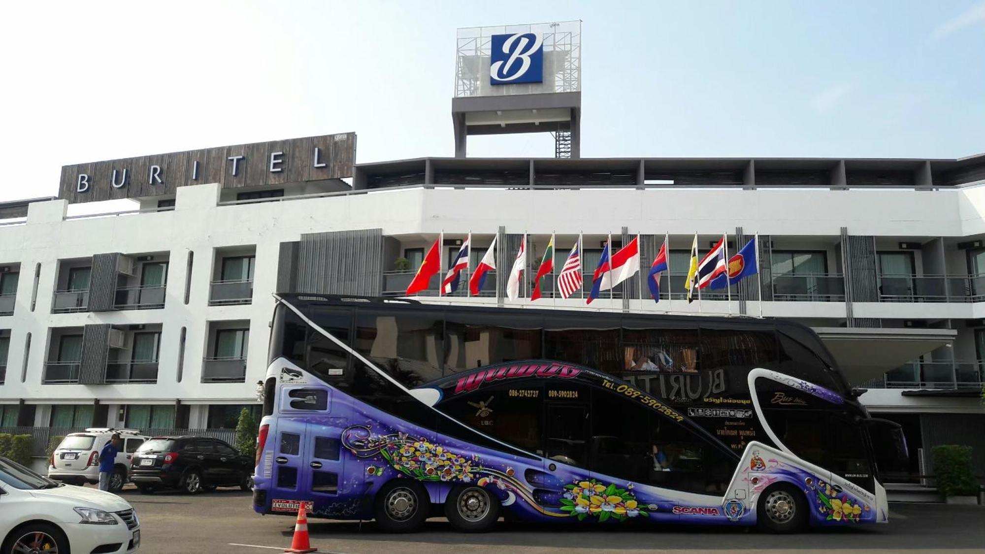 Buritel Hotel Бурирам Екстериор снимка