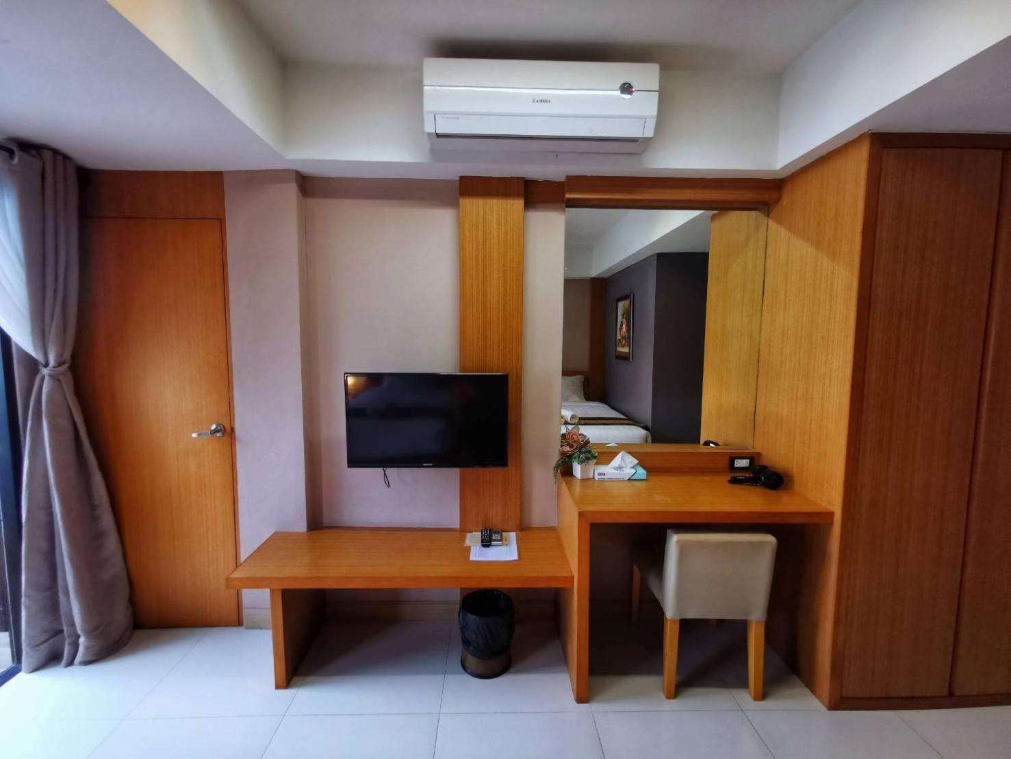 Buritel Hotel Бурирам Стая снимка